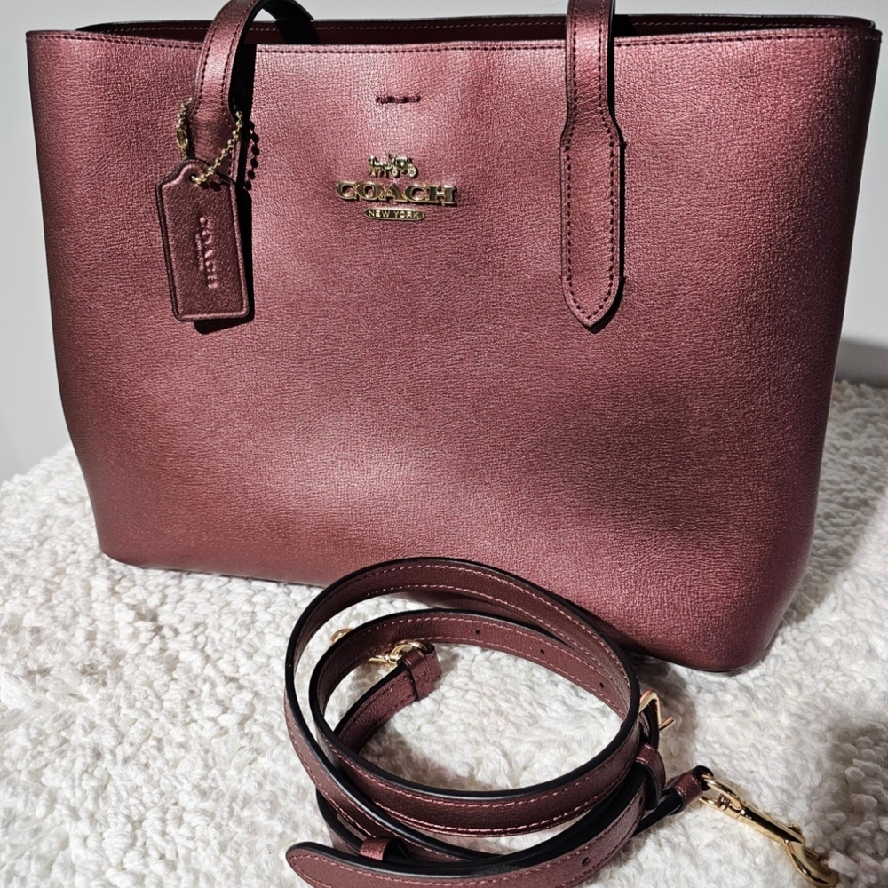 Coach Avenue Carryall Purse Bag Tote Mettalic Wine